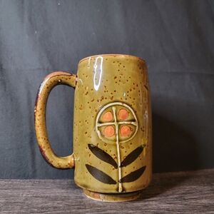 Tall Green Ceramic Mug with 70s Floral Design